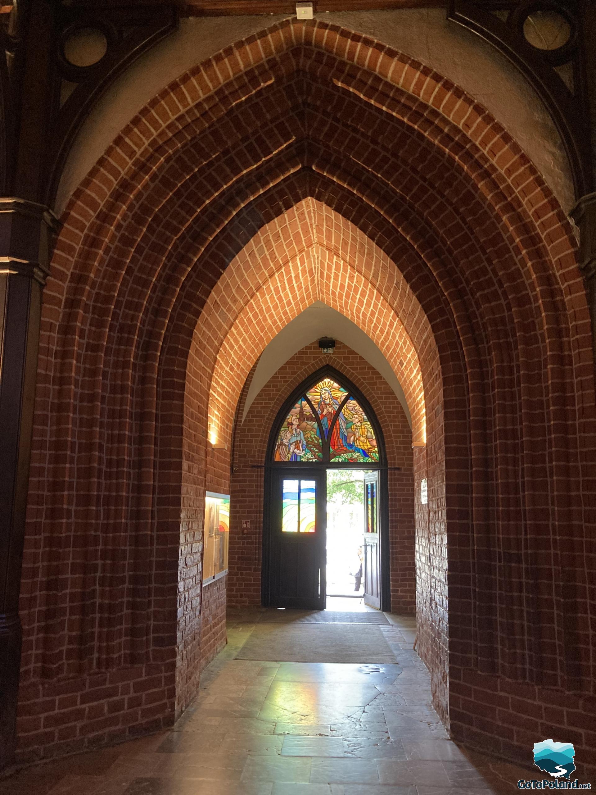 a brick entrance to the cathedral