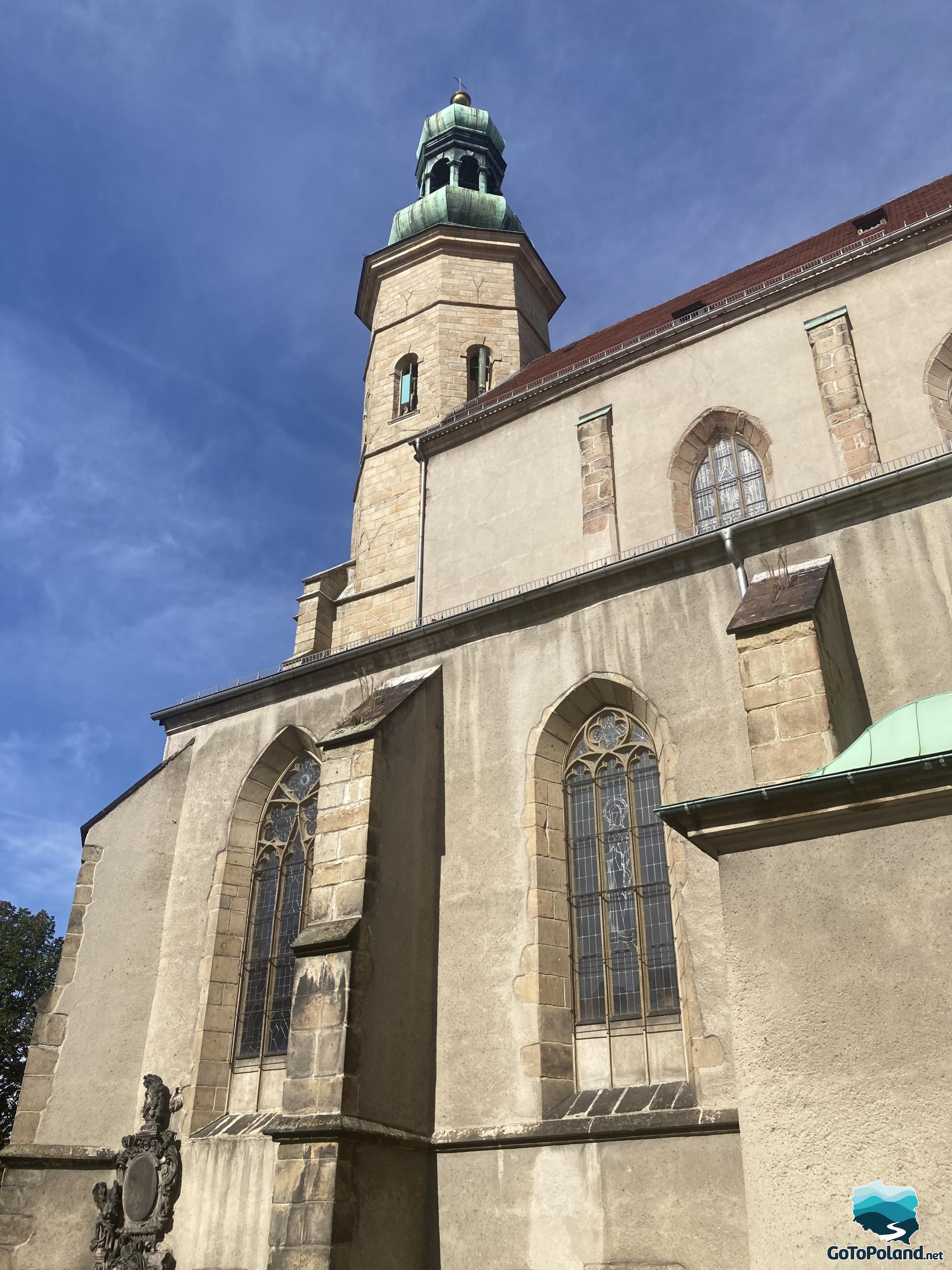 basilica seen from the side